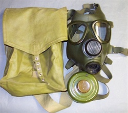 Iraqi Army M74 Gas Mask with Filter and Carrier