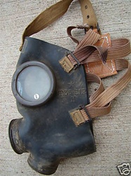 WWII Italian T.35-SIR II Gas Mask (Pirelli)