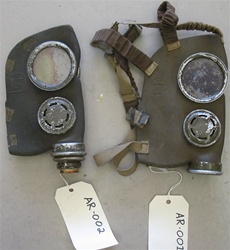 WWII Argentinian Argentina Heavy Gas Masks Respirator