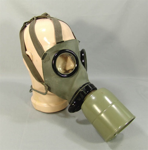 1939 WWII Military Army Czech CHEMA Gas Mask Respirator and Filter